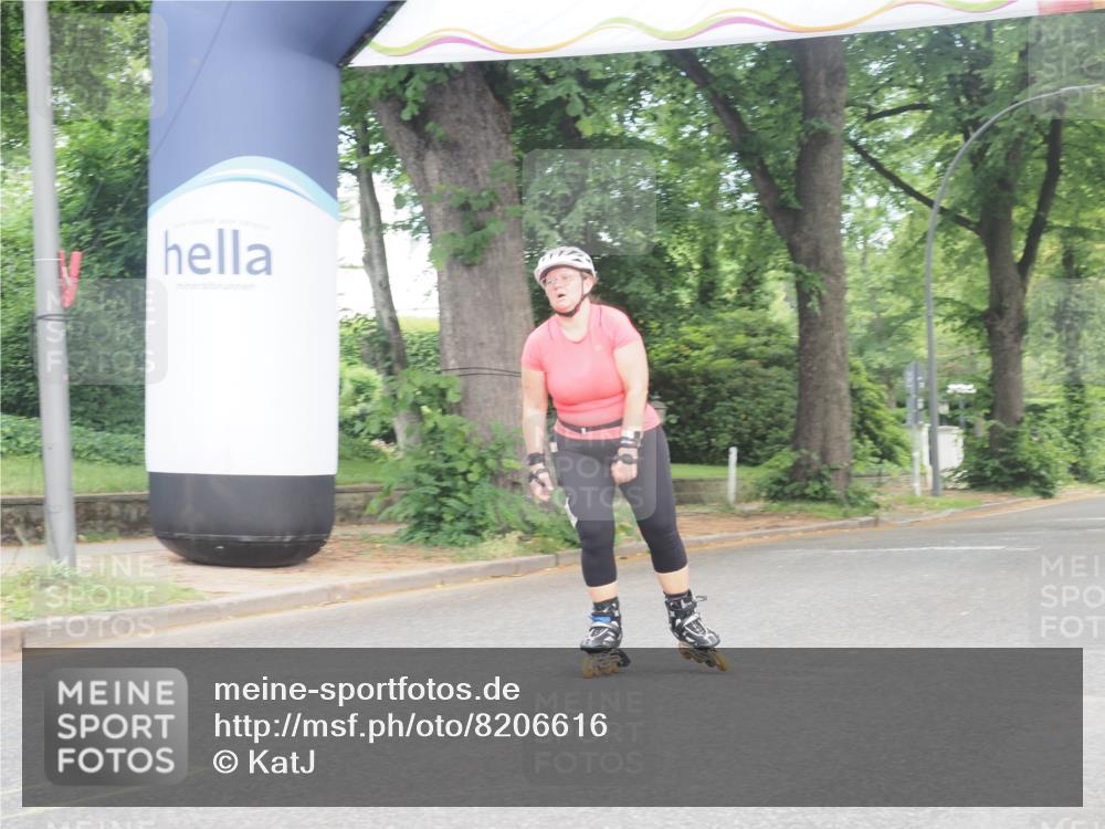 29.06.2025 - hella hamburg halbmarathon KatJ http://msf.ph/oto/8206616 29.06.2025 09:32:41 Zwischen KM18-KM19  meine-sportfotos.de