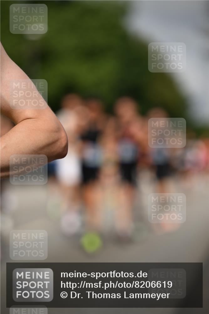 29.06.2025 - hella hamburg halbmarathon Dr. Thomas Lammeyer http://msf.ph/oto/8206619 29.06.2025 09:48:34 Kennedybrücke 1758, 1990, 2746, 3043, 4050, 4679, 4698, 5070, 5269, 5328, 5746, 5826, 6358, 6781, 7272, 7481, 7723, 8209, 8883, 9137, 9381, 9634, 10017, 10171, 10486, 11169, 11413 meine-sportfotos.de