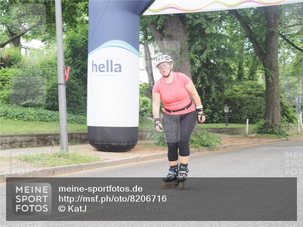 29.06.2025 - hella hamburg halbmarathon KatJ http://msf.ph/oto/8206716 29.06.2025 09:32:42 Zwischen KM18-KM19  meine-sportfotos.de