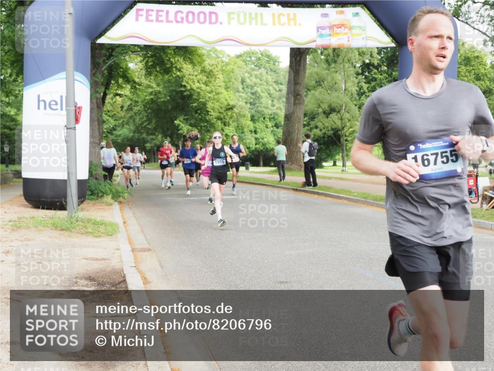 29.06.2025 - hella hamburg halbmarathon MichiJ http://msf.ph/oto/8206796 29.06.2025 10:22:35 Zwischen KM18-KM19 1910, 4602, 11745, 13618, 16755, 16931, 18679 meine-sportfotos.de