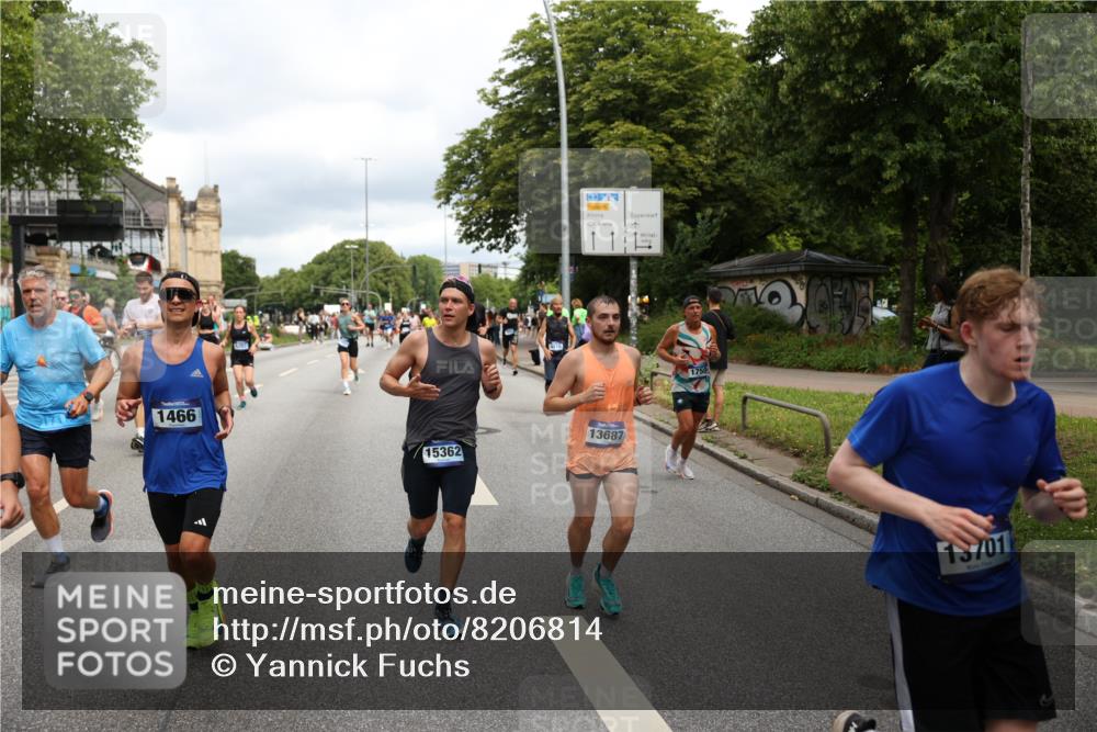 29.06.2025 - hella hamburg halbmarathon Yannick Fuchs http://msf.ph/oto/8206814 29.06.2025 10:44:55 20KM 1461, 1466, 1750, 1817, 2207, 2540, 2880, 3654, 4077, 4816, 5018, 5115, 6027, 6662, 6712, 7052, 7134, 7369, 7397, 7583, 7930, 7932, 8117, 8205, 8261, 8572, 8819, 9057, 11214, 11422, 12016, 12778, 12949, 13008, 13687, 13701, 13808, 13875, 14034, 14125, 14626, 15362, 15395, 15720, 16285, 16291, 17129, 17179, 17221, 17384, 18006, 18182, 18394, 18413, 18489 meine-sportfotos.de