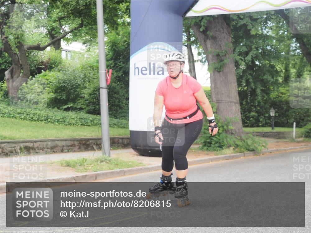 29.06.2025 - hella hamburg halbmarathon KatJ http://msf.ph/oto/8206815 29.06.2025 09:32:42 Zwischen KM18-KM19  meine-sportfotos.de