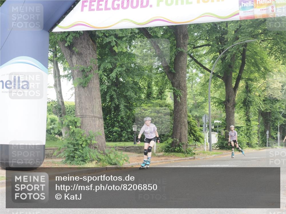 29.06.2025 - hella hamburg halbmarathon KatJ http://msf.ph/oto/8206850 29.06.2025 09:32:48 Zwischen KM18-KM19  meine-sportfotos.de