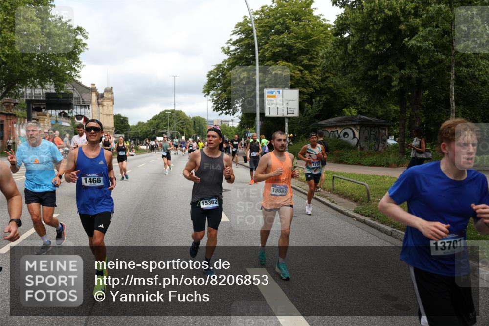 29.06.2025 - hella hamburg halbmarathon Yannick Fuchs http://msf.ph/oto/8206853 29.06.2025 10:44:55 20KM 1461, 1466, 1750, 1817, 2207, 2540, 2880, 3654, 4077, 4816, 5018, 5115, 6027, 6662, 6712, 7052, 7134, 7369, 7397, 7583, 7930, 7932, 8117, 8205, 8261, 8572, 8819, 9057, 11214, 11422, 12016, 12778, 12949, 13008, 13687, 13701, 13808, 13875, 14034, 14125, 14626, 15362, 15395, 15720, 16285, 16291, 17129, 17179, 17221, 17384, 18006, 18182, 18394, 18413, 18489 meine-sportfotos.de