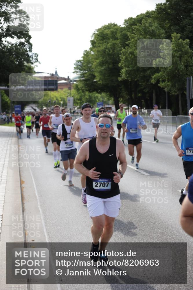 29.06.2025 - hella hamburg halbmarathon Jannik Wohlers http://msf.ph/oto/8206963 29.06.2025 09:48:43 Lombardsbrücke 1571, 1600, 1603, 2044, 2707, 2797, 4062, 5050, 5124, 5889, 6037, 6047, 6771, 7109, 7310, 7482, 7743, 7981, 8002, 8358, 9640, 10369, 10451, 10877, 11106, 11177, 11423, 11447, 12088, 12091, 12168, 12739, 13064, 13137, 13158, 13190, 13372, 13755, 13900, 14075, 14311, 14603, 14905, 15161, 15178, 16280, 16400, 17078, 17097, 17489, 17612, 17723, 17792, 17916, 18062, 18614, 19004 meine-sportfotos.de