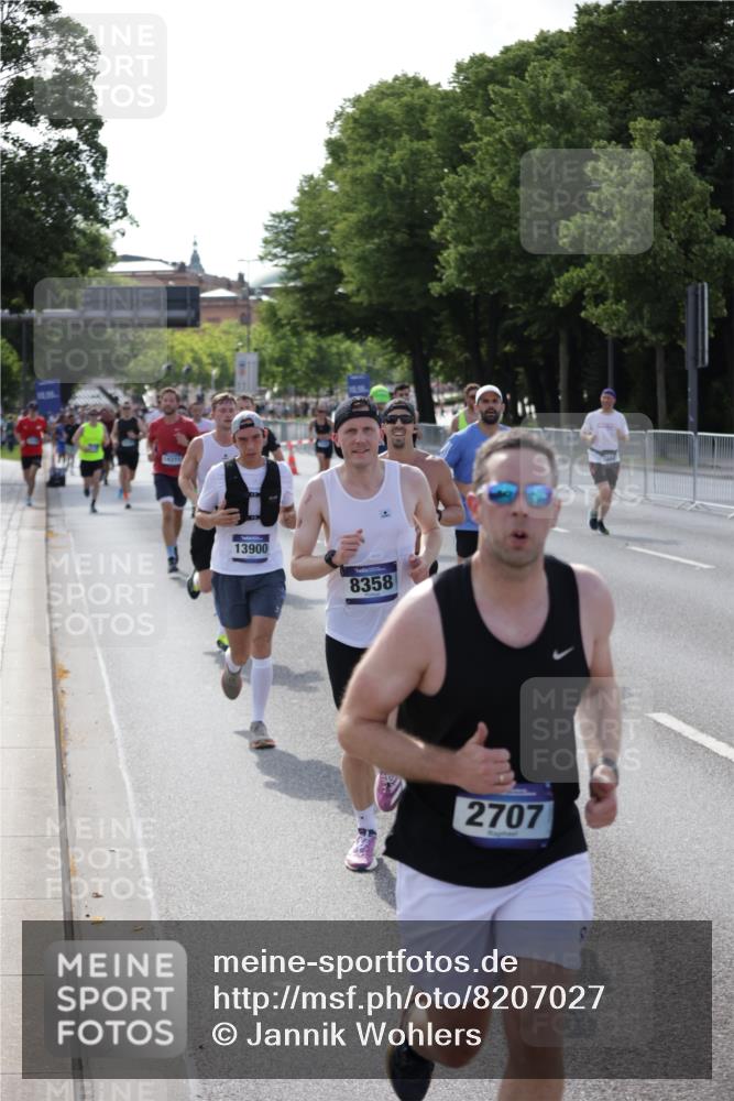 29.06.2025 - hella hamburg halbmarathon Jannik Wohlers http://msf.ph/oto/8207027 29.06.2025 09:48:44 Lombardsbrücke 1571, 1600, 1603, 2044, 2707, 2797, 4062, 5050, 5889, 6037, 6047, 6771, 7109, 7310, 7482, 7743, 7981, 8002, 8358, 9640, 10369, 10451, 10877, 11106, 11177, 11423, 11447, 11952, 12088, 12091, 12168, 12739, 13064, 13158, 13190, 13755, 13900, 14075, 14311, 14603, 14905, 15178, 16280, 16400, 17078, 17097, 17489, 17612, 17723, 17792, 17916, 18062, 18614, 19004 meine-sportfotos.de