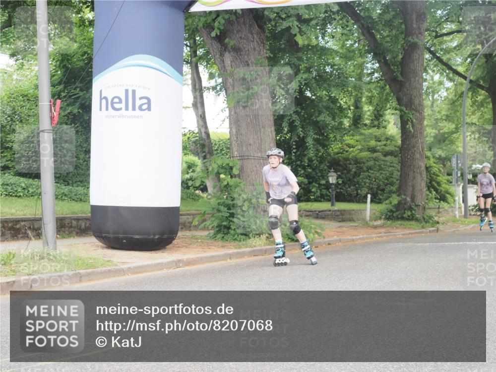 29.06.2025 - hella hamburg halbmarathon KatJ http://msf.ph/oto/8207068 29.06.2025 09:32:49 Zwischen KM18-KM19  meine-sportfotos.de
