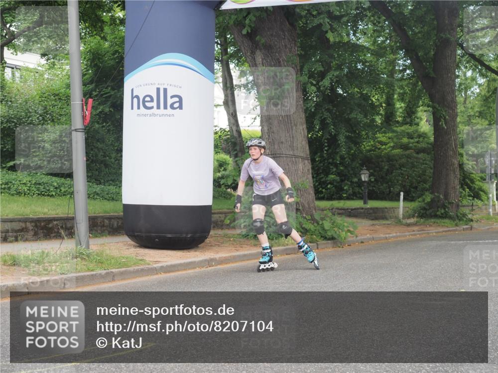 29.06.2025 - hella hamburg halbmarathon KatJ http://msf.ph/oto/8207104 29.06.2025 09:32:49 Zwischen KM18-KM19  meine-sportfotos.de