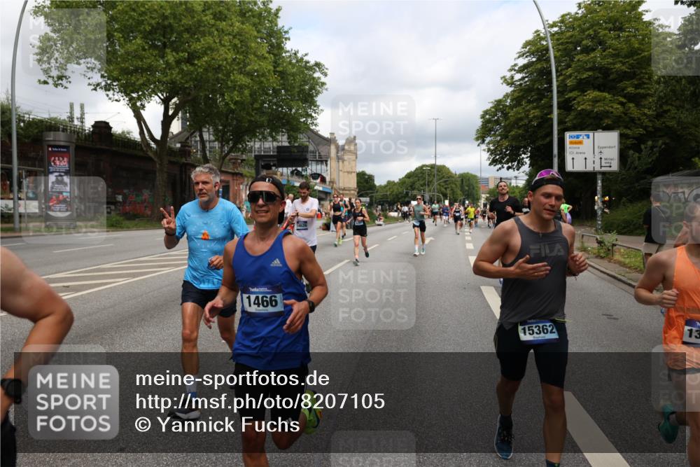 29.06.2025 - hella hamburg halbmarathon Yannick Fuchs http://msf.ph/oto/8207105 29.06.2025 10:44:56 20KM 1461, 1466, 1750, 1817, 2207, 2540, 2880, 3654, 4077, 4816, 5018, 5115, 6027, 6712, 7052, 7134, 7369, 7397, 7583, 7930, 7932, 8117, 8205, 8261, 8819, 9057, 10215, 11214, 11422, 12016, 12778, 12949, 13008, 13687, 13701, 13808, 13875, 14034, 14125, 14626, 15362, 15395, 15720, 16285, 16291, 17129, 17179, 17221, 17384, 17823, 18006, 18182, 18394, 18413, 18489 meine-sportfotos.de