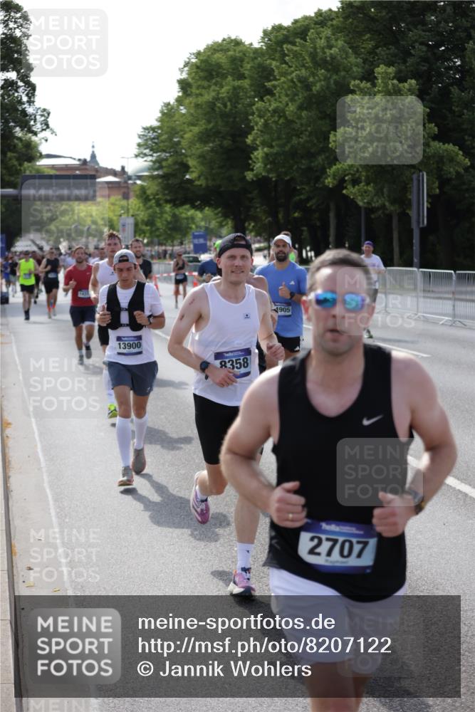 29.06.2025 - hella hamburg halbmarathon Jannik Wohlers http://msf.ph/oto/8207122 29.06.2025 09:48:44 Lombardsbrücke 1571, 1600, 1603, 2044, 2707, 2797, 4062, 5050, 5889, 6037, 6047, 6771, 7109, 7310, 7482, 7743, 7981, 8002, 8358, 9640, 10369, 10451, 10877, 11106, 11177, 11423, 11447, 11952, 12088, 12091, 12168, 12739, 13064, 13158, 13190, 13755, 13900, 14075, 14311, 14603, 14905, 15178, 16280, 16400, 17078, 17097, 17489, 17612, 17723, 17792, 17916, 18062, 18614, 19004 meine-sportfotos.de