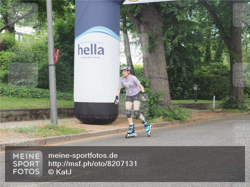 29.06.2025 - hella hamburg halbmarathon KatJ http://msf.ph/oto/8207131 29.06.2025 09:32:49 Zwischen KM18-KM19  meine-sportfotos.de