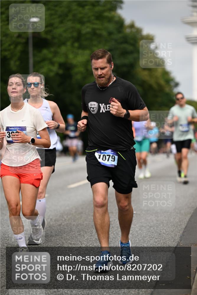 29.06.2025 - hella hamburg halbmarathon Dr. Thomas Lammeyer http://msf.ph/oto/8207202 29.06.2025 10:12:07 Kennedybrücke 1079, 1173, 1427, 2032, 3328, 3922, 4228, 4864, 5347, 5899, 6100, 7019, 7476, 9071, 9338 meine-sportfotos.de