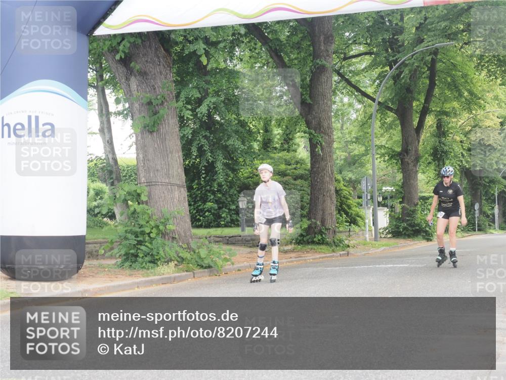 29.06.2025 - hella hamburg halbmarathon KatJ http://msf.ph/oto/8207244 29.06.2025 09:32:51 Zwischen KM18-KM19  meine-sportfotos.de