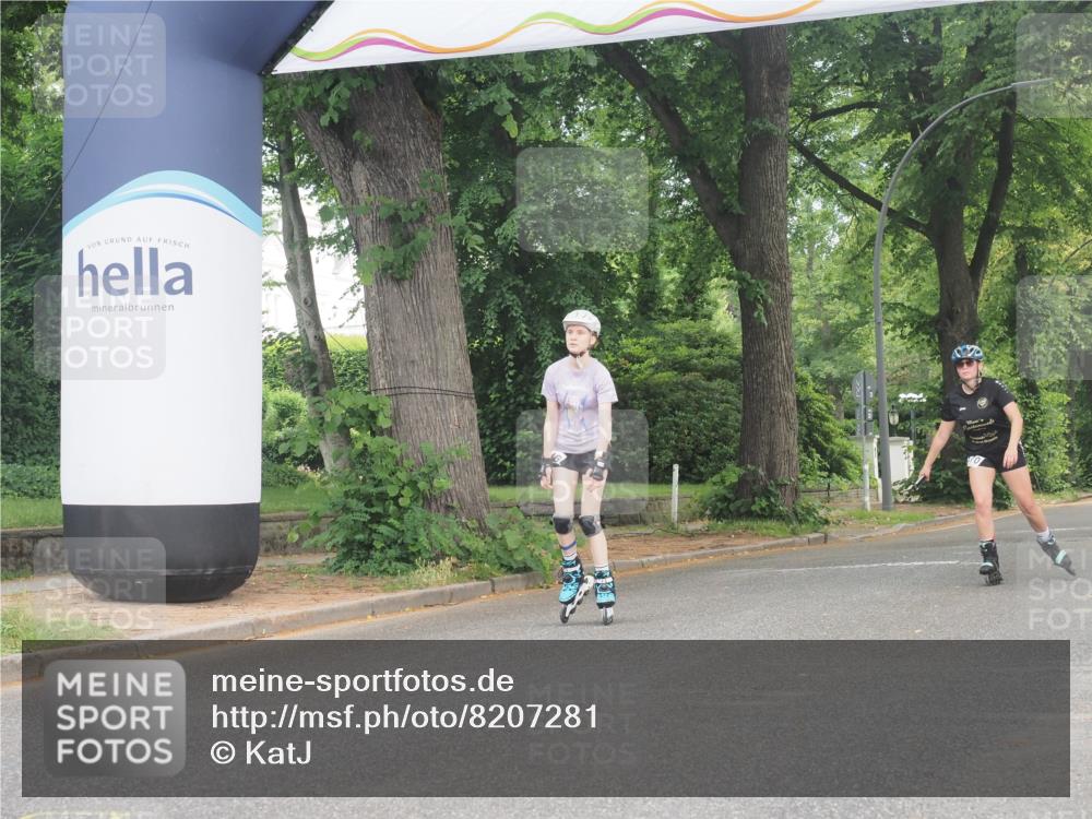 29.06.2025 - hella hamburg halbmarathon KatJ http://msf.ph/oto/8207281 29.06.2025 09:32:52 Zwischen KM18-KM19  meine-sportfotos.de