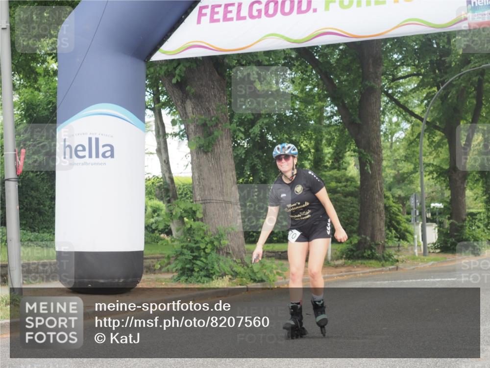 29.06.2025 - hella hamburg halbmarathon KatJ http://msf.ph/oto/8207560 29.06.2025 09:32:53 Zwischen KM18-KM19  meine-sportfotos.de