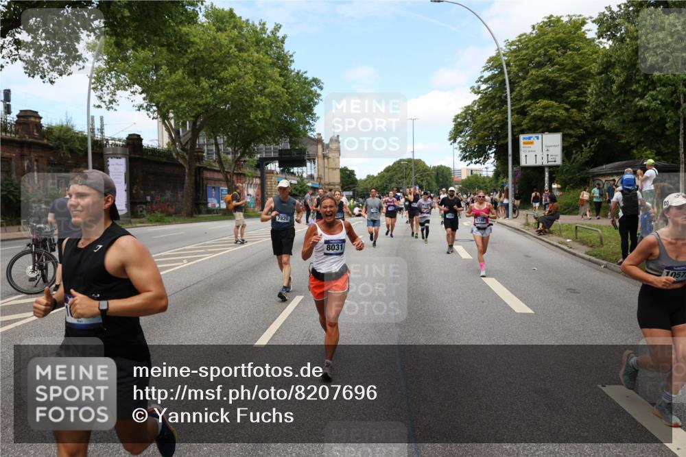 29.06.2025 - hella hamburg halbmarathon Yannick Fuchs http://msf.ph/oto/8207696 29.06.2025 11:22:56 20KM 1740, 1775, 2342, 2514, 2914, 3029, 3050, 3421, 3600, 3601, 4122, 4378, 5658, 5941, 6787, 7267, 7387, 7820, 8031, 8687, 8688, 9217, 10573, 10586, 11122, 11178, 12302, 12505, 12758, 13045, 13464, 13842, 14349, 14536, 14657, 14808, 15589, 16659, 17560, 17696, 17714, 18109, 18672, 19213 meine-sportfotos.de
