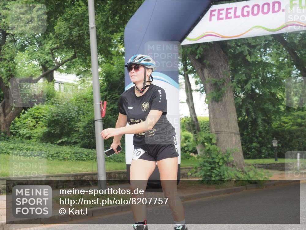 29.06.2025 - hella hamburg halbmarathon KatJ http://msf.ph/oto/8207757 29.06.2025 09:32:54 Zwischen KM18-KM19  meine-sportfotos.de