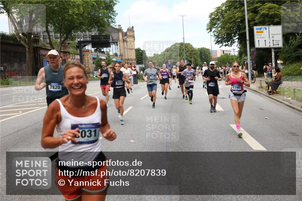 29.06.2025 - hella hamburg halbmarathon Yannick Fuchs http://msf.ph/oto/8207839 29.06.2025 11:22:57 20KM 1740, 1775, 2342, 2514, 3029, 3050, 3421, 3600, 3601, 4378, 5658, 5941, 6787, 7267, 7387, 7820, 8031, 8687, 8688, 9217, 10573, 10586, 10826, 11122, 11178, 12302, 12505, 12758, 13045, 13464, 13842, 14349, 14536, 14657, 14808, 15589, 16659, 17560, 17696, 17714, 18109, 18672, 19213 meine-sportfotos.de