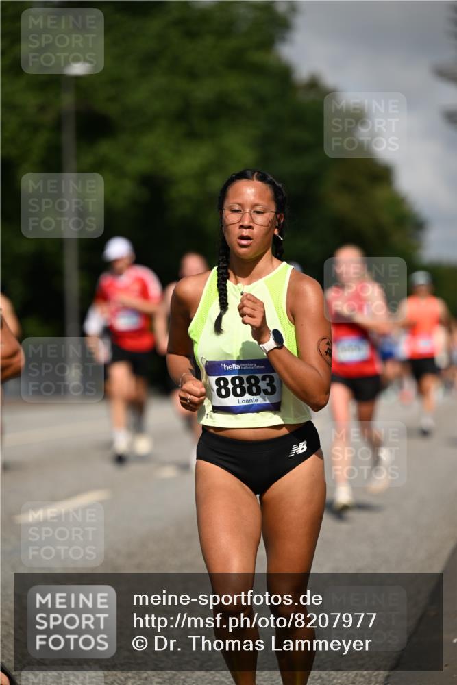 29.06.2025 - hella hamburg halbmarathon Dr. Thomas Lammeyer http://msf.ph/oto/8207977 29.06.2025 09:48:41 Kennedybrücke 1758, 1990, 2689, 2746, 3043, 4050, 4129, 4679, 4698, 4749, 5070, 5328, 5746, 5826, 6358, 6781, 7272, 7481, 7723, 8190, 8209, 8883, 9137, 9381, 9634, 10017, 10171, 11413 meine-sportfotos.de