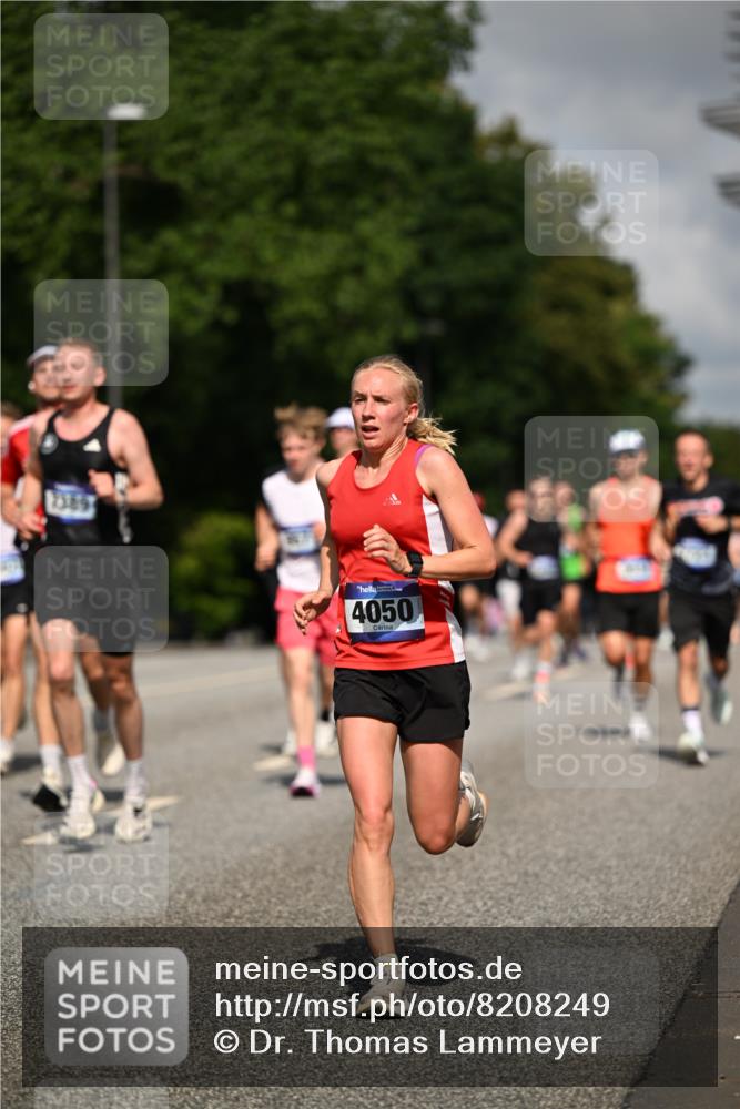29.06.2025 - hella hamburg halbmarathon Dr. Thomas Lammeyer http://msf.ph/oto/8208249 29.06.2025 09:48:42 Kennedybrücke 1990, 2689, 2746, 3043, 4050, 4129, 4679, 4698, 4749, 5070, 5328, 5746, 5826, 6358, 6781, 7272, 7481, 7723, 8190, 8209, 8883, 9137, 9381, 9634, 10017, 10171, 11413 meine-sportfotos.de
