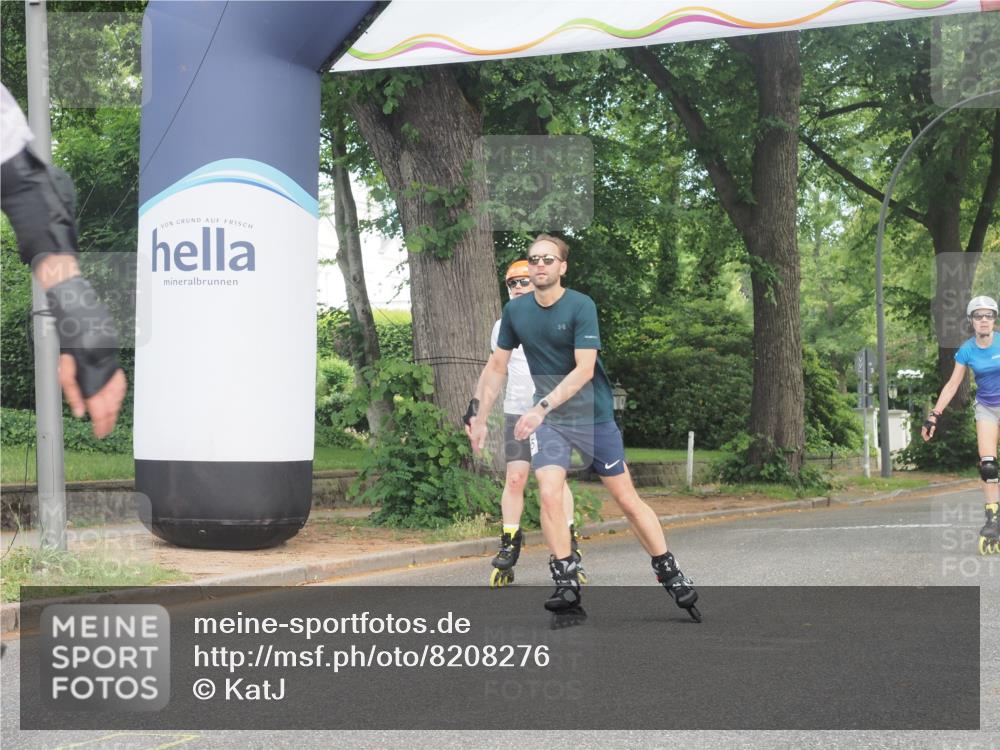29.06.2025 - hella hamburg halbmarathon KatJ http://msf.ph/oto/8208276 29.06.2025 09:33:39 Zwischen KM18-KM19  meine-sportfotos.de