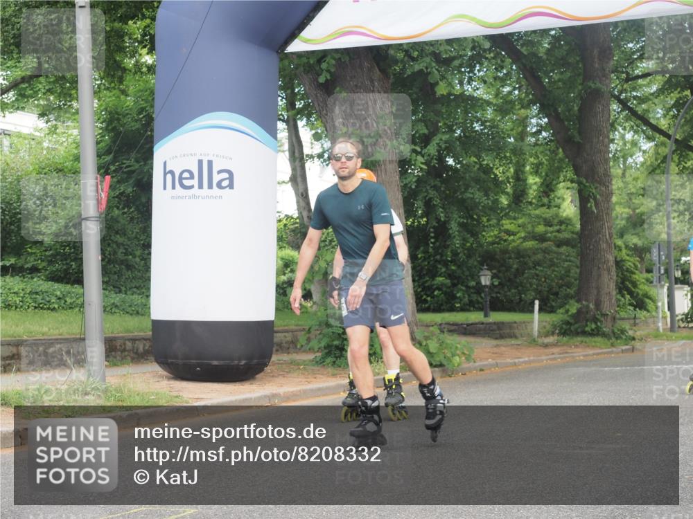 29.06.2025 - hella hamburg halbmarathon KatJ http://msf.ph/oto/8208332 29.06.2025 09:33:39 Zwischen KM18-KM19  meine-sportfotos.de
