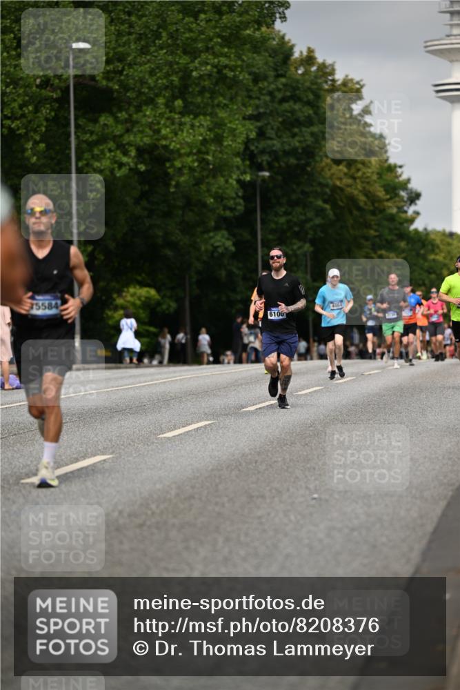 29.06.2025 - hella hamburg halbmarathon Dr. Thomas Lammeyer http://msf.ph/oto/8208376 29.06.2025 10:12:14 Kennedybrücke 1079, 1427, 1527, 2032, 2309, 3328, 3922, 4228, 4864, 5347, 6100, 7019, 9071, 9338 meine-sportfotos.de
