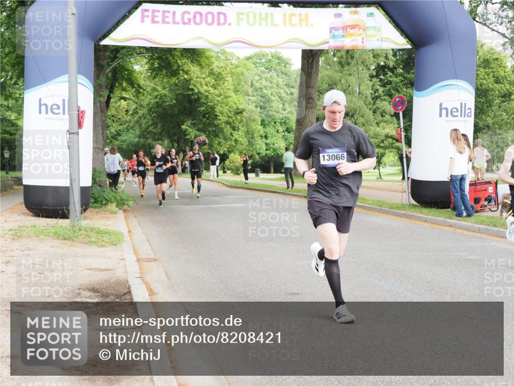 29.06.2025 - hella hamburg halbmarathon MichiJ http://msf.ph/oto/8208421 29.06.2025 10:22:47 Zwischen KM18-KM19 6473, 12290, 13066, 14549, 14975, 16148, 17802, 18455, 18731 meine-sportfotos.de