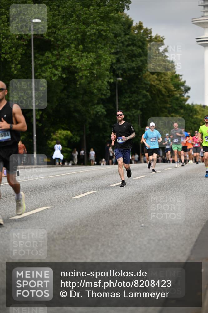 29.06.2025 - hella hamburg halbmarathon Dr. Thomas Lammeyer http://msf.ph/oto/8208423 29.06.2025 10:12:14 Kennedybrücke 1079, 1427, 1527, 2032, 2309, 3328, 3922, 4228, 4864, 5347, 6100, 7019, 9071, 9338 meine-sportfotos.de