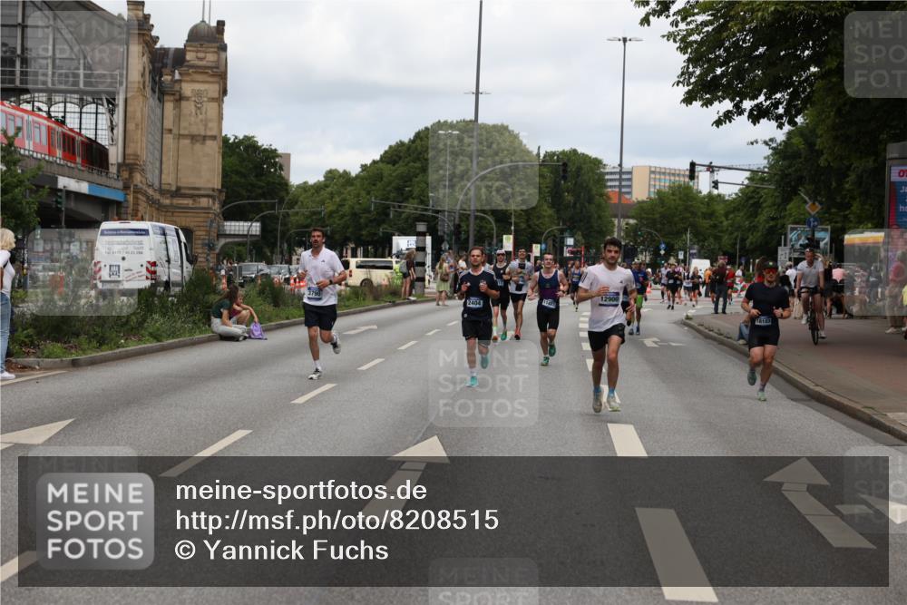 29.06.2025 - hella hamburg halbmarathon Yannick Fuchs http://msf.ph/oto/8208515 29.06.2025 10:32:19 20KM 1290, 1505, 2404, 3480, 3790, 5042, 5791, 5923, 6047, 9017, 9944, 10190, 10793, 10922, 11106, 11423, 12739, 12900, 13148, 13372, 13595, 13900, 15303, 15888, 16698, 17726, 18103, 18193, 18216, 18277, 18357, 18986 meine-sportfotos.de