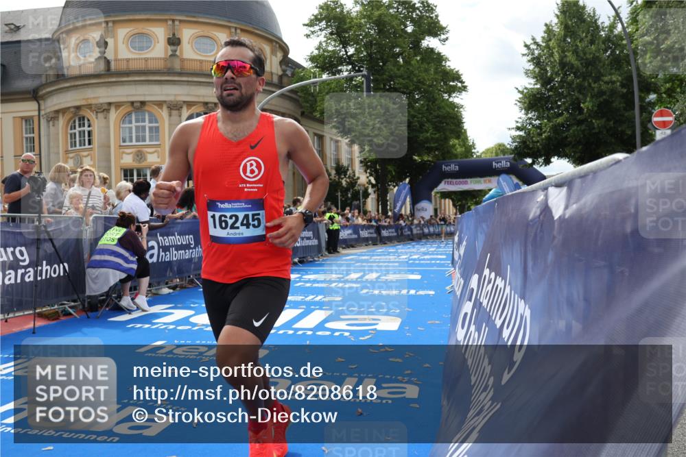 29.06.2025 - hella hamburg halbmarathon Strokosch-Dieckow http://msf.ph/oto/8208618 29.06.2025 10:20:21 Ziel 12373, 16245 meine-sportfotos.de