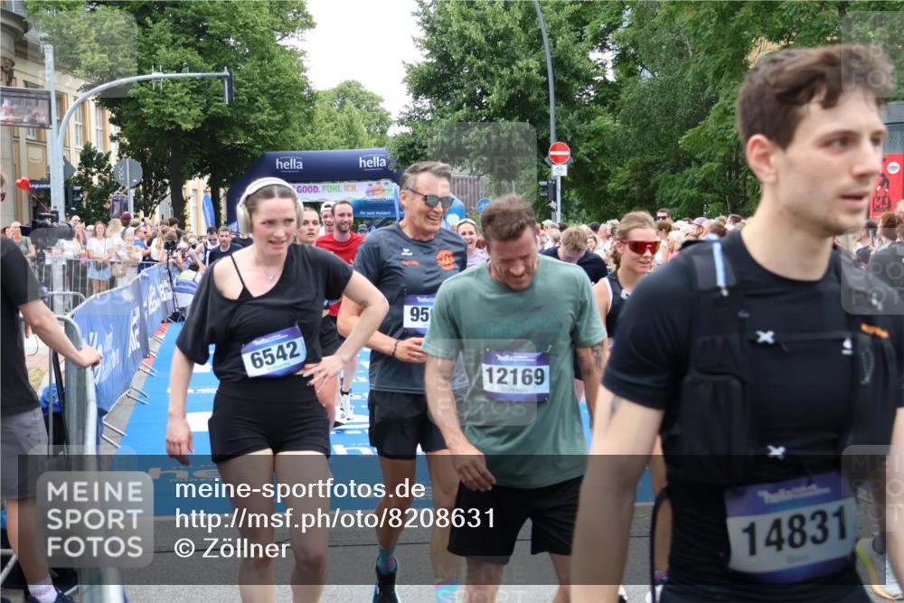 29.06.2025 - hella hamburg halbmarathon Zöllner http://msf.ph/oto/8208631 29.06.2025 11:20:05 Ziel 1973, 3030, 4383, 5440, 6533, 9136, 9717, 11434, 12615, 12618, 13678, 13851, 14627, 15267, 15387, 16569, 17095, 17739, 17799, 18076, 19130 meine-sportfotos.de