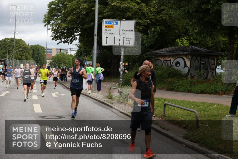 29.06.2025 - hella hamburg halbmarathon Yannick Fuchs http://msf.ph/oto/8208696 29.06.2025 10:45:00 20KM 1461, 1466, 1750, 1817, 2207, 2411, 2540, 2880, 3654, 4077, 4816, 5018, 6027, 7052, 7134, 7369, 7397, 8117, 8205, 8261, 8819, 9057, 10215, 10603, 11214, 11422, 11512, 12016, 12778, 12949, 13687, 13701, 13808, 13875, 14125, 14626, 15362, 15395, 15720, 16285, 16291, 17129, 17179, 17221, 17823, 18006, 18182, 18394, 18413, 18489, 19007 meine-sportfotos.de