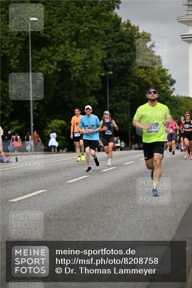 29.06.2025 - hella hamburg halbmarathon Dr. Thomas Lammeyer http://msf.ph/oto/8208758 29.06.2025 10:12:19 Kennedybrücke 1079, 1427, 1527, 2190, 2309, 3922, 4228, 4864, 5347, 6100, 7019, 9071 meine-sportfotos.de