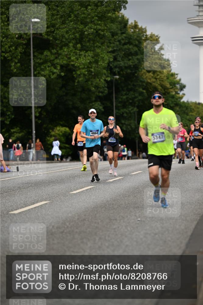 29.06.2025 - hella hamburg halbmarathon Dr. Thomas Lammeyer http://msf.ph/oto/8208766 29.06.2025 10:12:19 Kennedybrücke 1079, 1427, 1527, 2190, 2309, 3922, 4228, 4864, 5347, 6100, 7019, 9071 meine-sportfotos.de