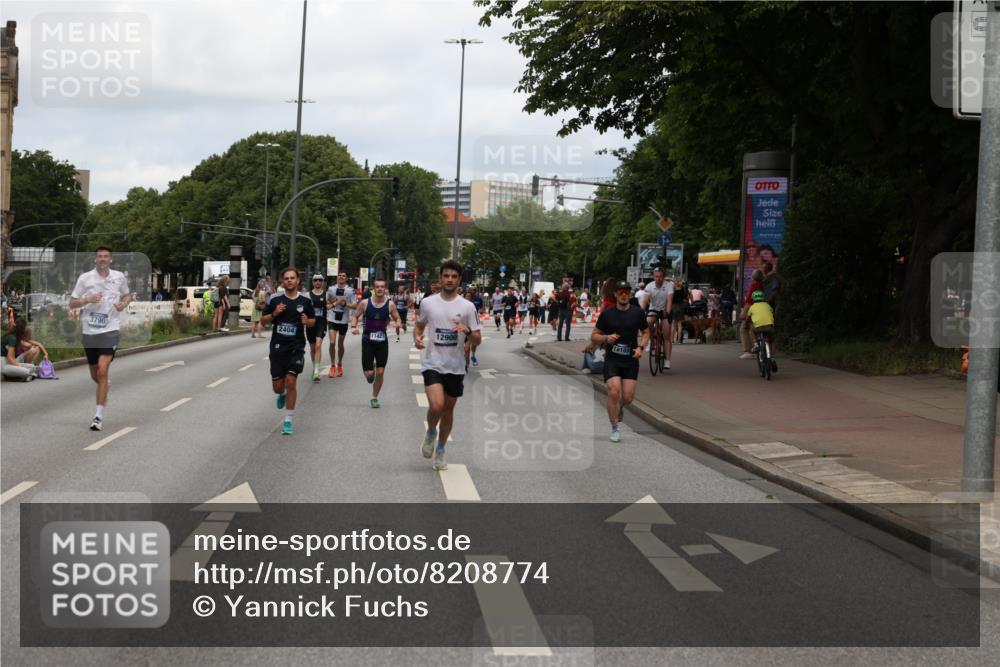 29.06.2025 - hella hamburg halbmarathon Yannick Fuchs http://msf.ph/oto/8208774 29.06.2025 10:32:19 20KM 1290, 1505, 2404, 3480, 3790, 5042, 5791, 5923, 6047, 9017, 9944, 10190, 10793, 10922, 11106, 11423, 12739, 12900, 13148, 13372, 13595, 13900, 15303, 15888, 16698, 17726, 18103, 18193, 18216, 18277, 18357, 18986 meine-sportfotos.de