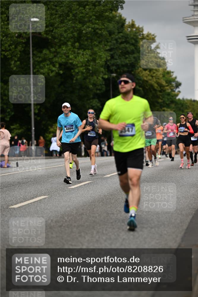 29.06.2025 - hella hamburg halbmarathon Dr. Thomas Lammeyer http://msf.ph/oto/8208826 29.06.2025 10:12:20 Kennedybrücke 1079, 1427, 1527, 2190, 2309, 3922, 4228, 4864, 5347, 6100, 7019, 9071 meine-sportfotos.de