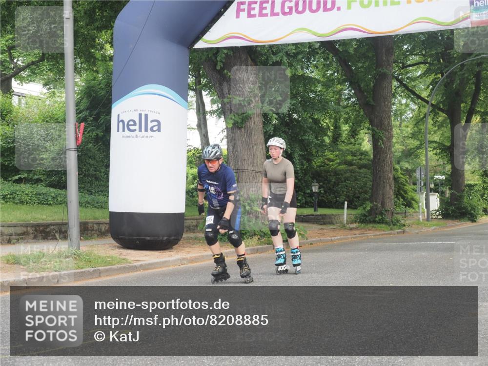 29.06.2025 - hella hamburg halbmarathon KatJ http://msf.ph/oto/8208885 29.06.2025 09:34:30 Zwischen KM18-KM19  meine-sportfotos.de