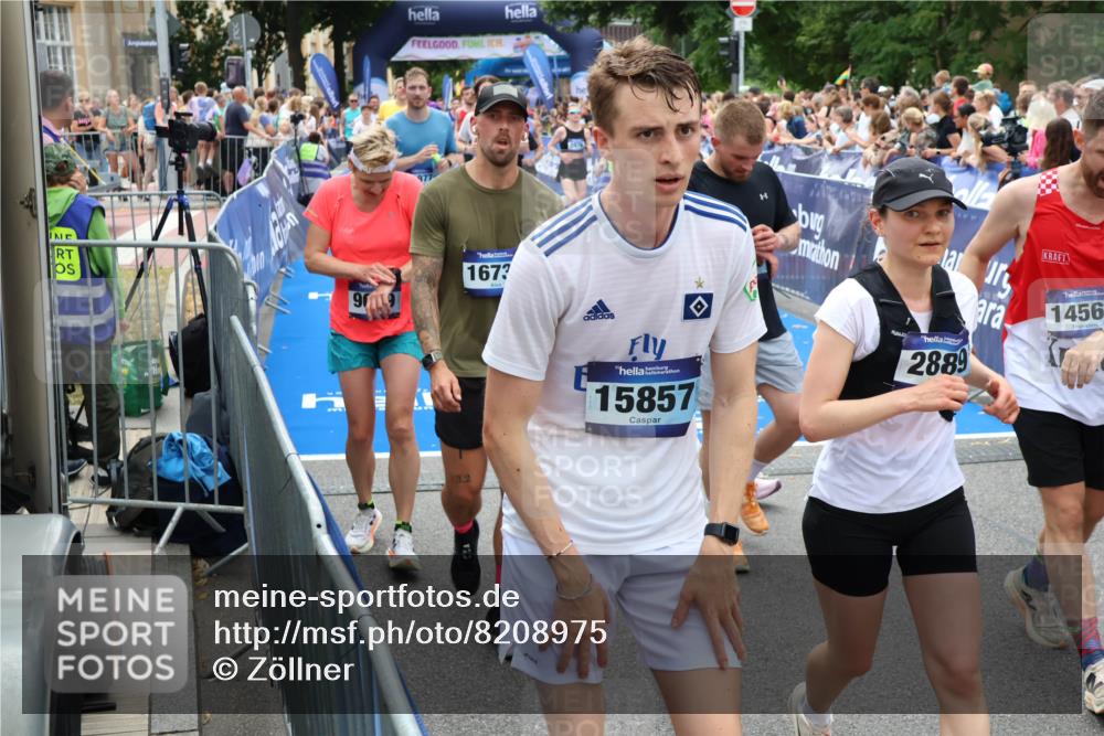 29.06.2025 - hella hamburg halbmarathon Zöllner http://msf.ph/oto/8208975 29.06.2025 10:49:43 Ziel 2504, 2706, 2937, 3060, 3543, 5894, 5978, 6115, 7332, 9038, 9463, 9619, 9649, 11679, 11977, 15392, 16843, 16877, 17001, 17282, 18058, 18451, 18926 meine-sportfotos.de