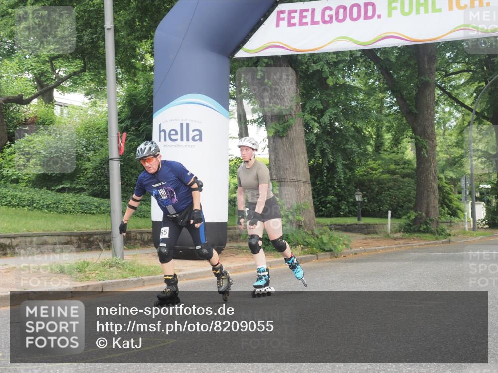 29.06.2025 - hella hamburg halbmarathon KatJ http://msf.ph/oto/8209055 29.06.2025 09:34:31 Zwischen KM18-KM19  meine-sportfotos.de