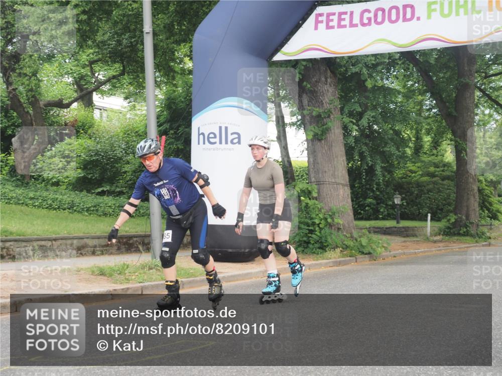 29.06.2025 - hella hamburg halbmarathon KatJ http://msf.ph/oto/8209101 29.06.2025 09:34:31 Zwischen KM18-KM19  meine-sportfotos.de