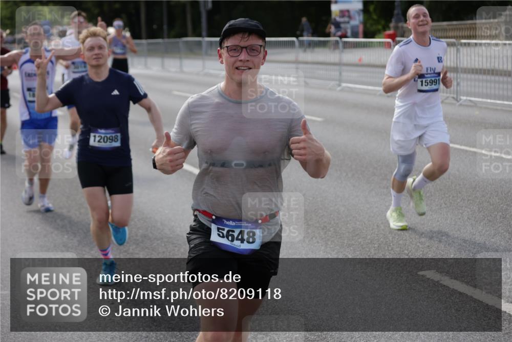 29.06.2025 - hella hamburg halbmarathon Jannik Wohlers http://msf.ph/oto/8209118 29.06.2025 09:48:55 Lombardsbrücke 1603, 2044, 2707, 2745, 2849, 2980, 3014, 3116, 4148, 4766, 5050, 5648, 5889, 6149, 6771, 7109, 7981, 8358, 10369, 11447, 11952, 12088, 12098, 13064, 13158, 13190, 13900, 14075, 14311, 14667, 14905, 15178, 15328, 15410, 15991, 16280, 16400, 17097, 17489, 17722, 17792, 18156, 18188, 18193 meine-sportfotos.de