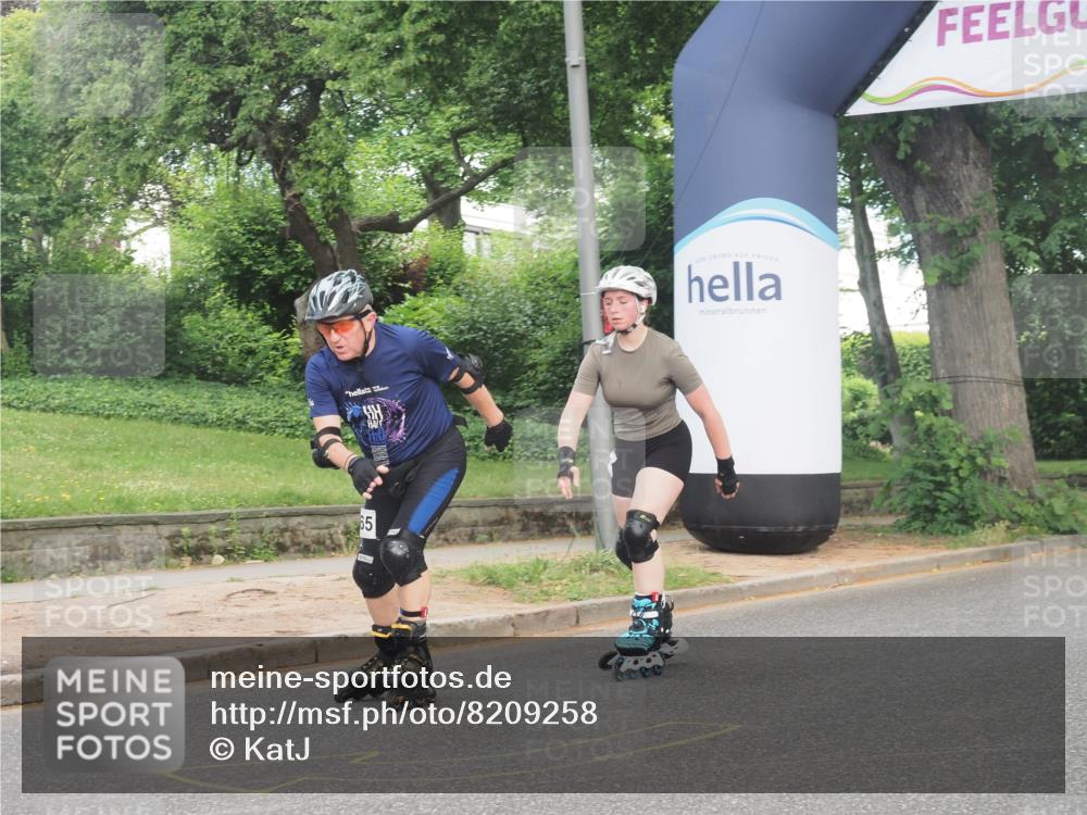 29.06.2025 - hella hamburg halbmarathon KatJ http://msf.ph/oto/8209258 29.06.2025 09:34:31 Zwischen KM18-KM19  meine-sportfotos.de