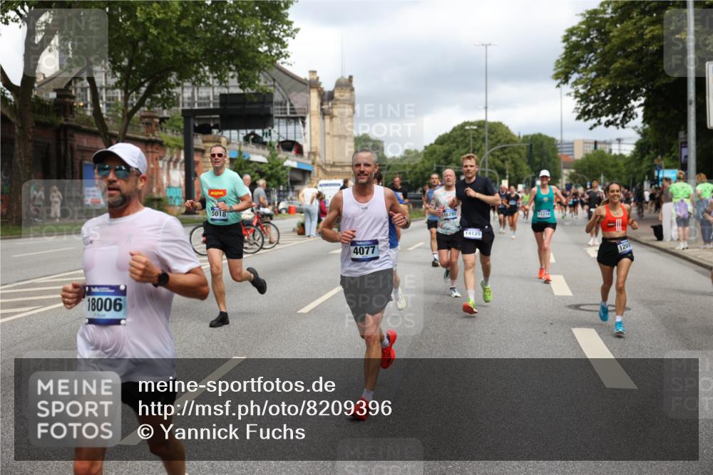 29.06.2025 - hella hamburg halbmarathon Yannick Fuchs http://msf.ph/oto/8209396 29.06.2025 10:45:07 20KM 1366, 1461, 2411, 2540, 2880, 4077, 4816, 5018, 5336, 5600, 7052, 7134, 7369, 7943, 8117, 8205, 8261, 8508, 8819, 8989, 9057, 10057, 10215, 10508, 10603, 11214, 11422, 11512, 11733, 12016, 12778, 12949, 13073, 13808, 14125, 15480, 15720, 15871, 16285, 16291, 16907, 17129, 17221, 17823, 18006, 18182, 18413, 18489, 19007 meine-sportfotos.de