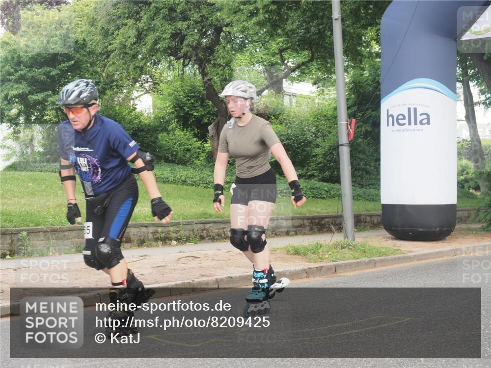 29.06.2025 - hella hamburg halbmarathon KatJ http://msf.ph/oto/8209425 29.06.2025 09:34:32 Zwischen KM18-KM19  meine-sportfotos.de
