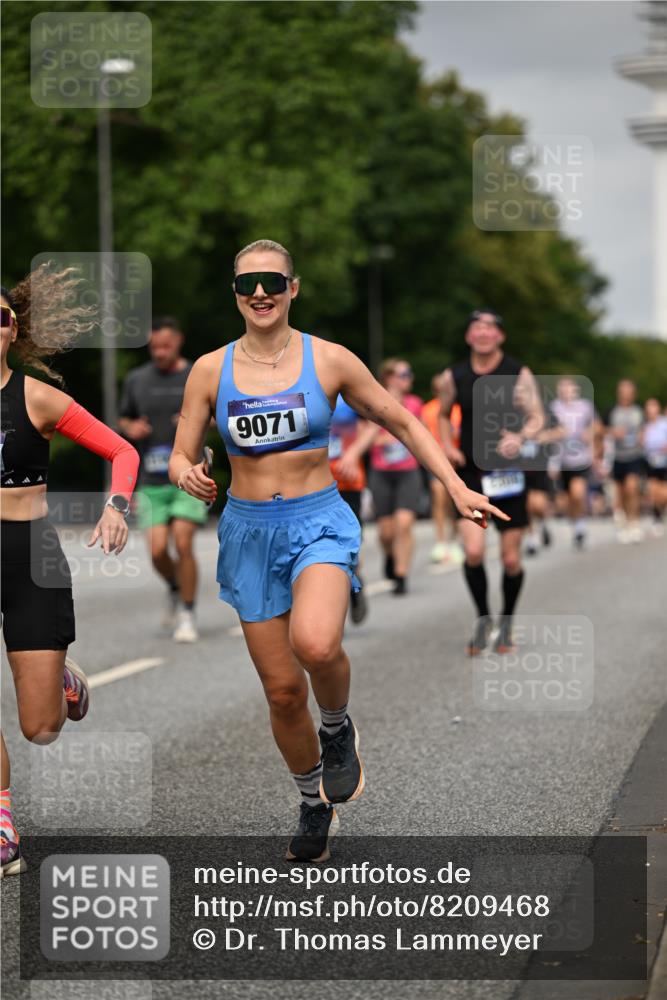 29.06.2025 - hella hamburg halbmarathon Dr. Thomas Lammeyer http://msf.ph/oto/8209468 29.06.2025 10:12:26 Kennedybrücke 1527, 2190, 2309, 4864, 5100, 5347, 6100, 6918, 9071, 9616, 9966 meine-sportfotos.de