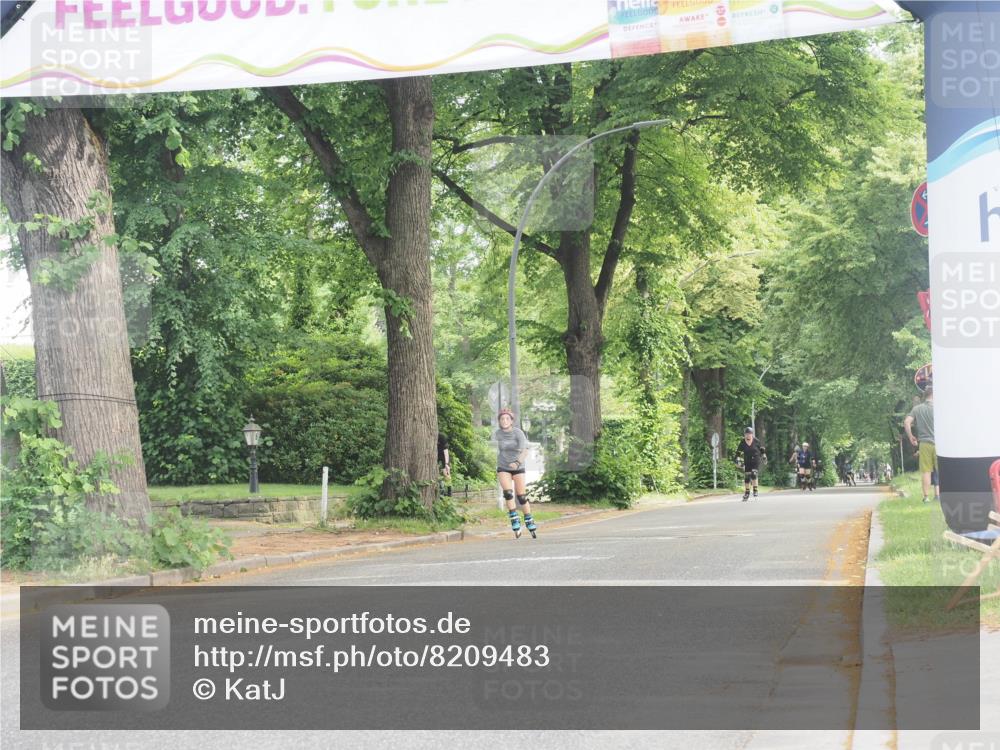 29.06.2025 - hella hamburg halbmarathon KatJ http://msf.ph/oto/8209483 29.06.2025 09:34:46 Zwischen KM18-KM19  meine-sportfotos.de