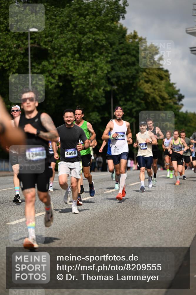 29.06.2025 - hella hamburg halbmarathon Dr. Thomas Lammeyer http://msf.ph/oto/8209555 29.06.2025 09:48:48 Kennedybrücke 1990, 2689, 3043, 4050, 4129, 4679, 4698, 4749, 5328, 5746, 5826, 6358, 7481, 7723, 8190, 8883, 9634, 10017, 11120, 11413 meine-sportfotos.de