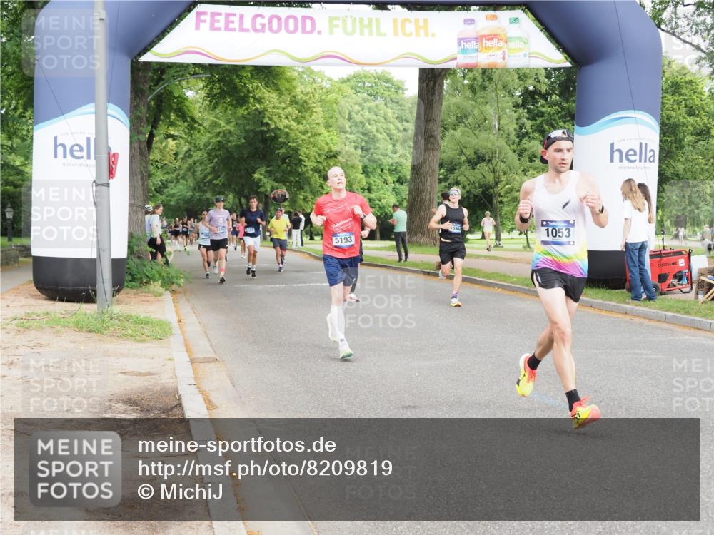 29.06.2025 - hella hamburg halbmarathon MichiJ http://msf.ph/oto/8209819 29.06.2025 10:22:56 Zwischen KM18-KM19 1053, 2243, 4246, 5193, 9345, 10865, 14310, 15902 meine-sportfotos.de