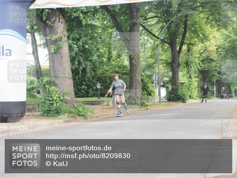 29.06.2025 - hella hamburg halbmarathon KatJ http://msf.ph/oto/8209830 29.06.2025 09:34:48 Zwischen KM18-KM19  meine-sportfotos.de